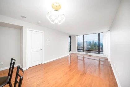 Dining Area Photo of 906 9188 Hemlock Drive, Richmond, BC