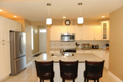Kitchen Photo of 143 19639 Meadow Gardens Way, Pitt Meadows, BC