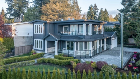 Backyard Photo of 14213 Malabar Avenue, Surrey, BC