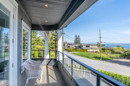 Office / Den Photo of 14213 Malabar Avenue, Surrey, BC