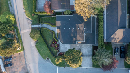 Swimming Pool Photo of 14213 Malabar Avenue, Surrey, BC