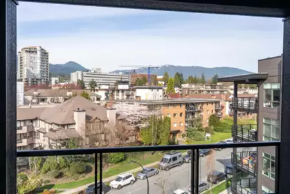 Loft / Bonus Room Photo of 611 108 E 8th Street, North Vancouver, BC