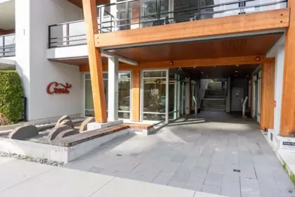 Staircase Photo of 611 108 E 8th Street, North Vancouver, BC