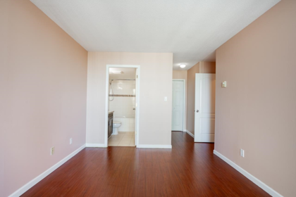 Guest Bathroom Photo of 1505 5899 Wilson Avenue, Burnaby, BC