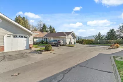 Garden / Landscaping Photo of 69 1973 Winfield Drive, Abbotsford, BC