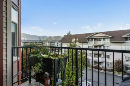 303 45615 Brett Avenue, Chilliwack, BC, Chilliwack — Apartment/Condo for sale