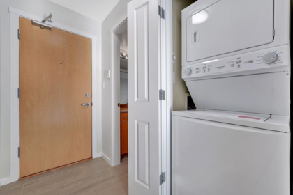 101 3142 St Johns Street, Port Moody, BC, Port Moody — Apartment/Condo for sale