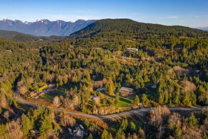 465 Sunset Road, Bowen Island, BC, Bowen Island — Single Family Residence for sale