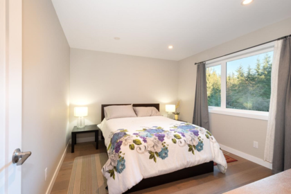 Guest Bathroom Photo of 465 Sunset Road, Bowen Island, BC