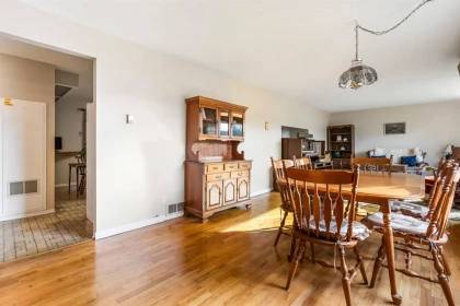 Kitchen Island Photo of 9170 Holly Street, Chilliwack, BC