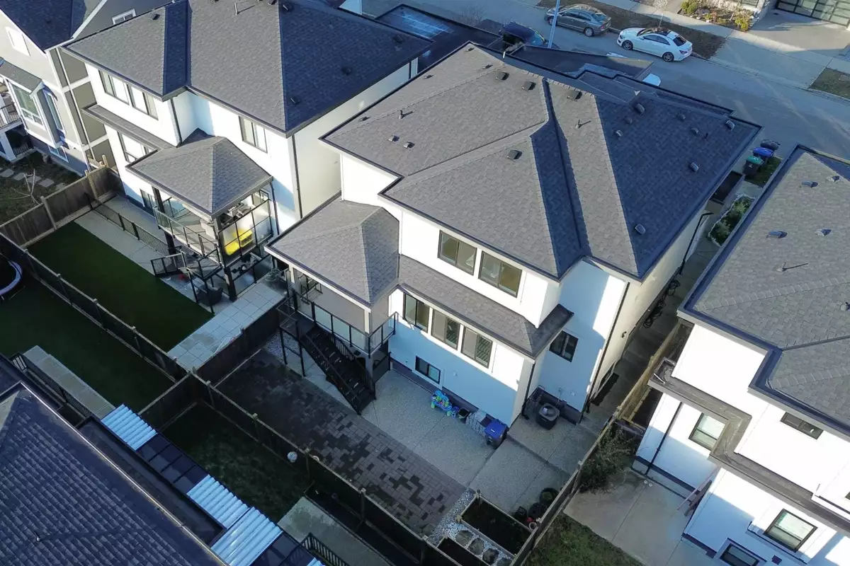 Community Amenities Photo (Clubhouse) of 16764 18a Avenue, Surrey, BC