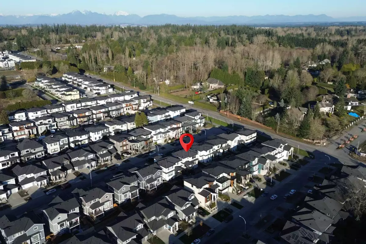 Hot Tub / Spa Photo of 16764 18a Avenue, Surrey, BC