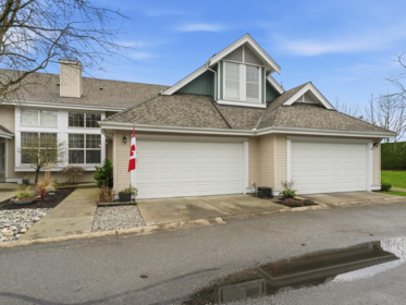 17 16995 64 Avenue, Surrey, BC, Surrey — Townhouse for sale
