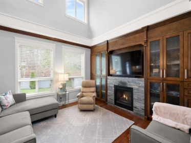 Breakfast Nook Photo of 17433 1 Avenue, Surrey, BC