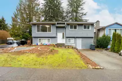 3213 Salt Spring Avenue, Coquitlam, BC, River Springs — 5 bed single family residence for sale