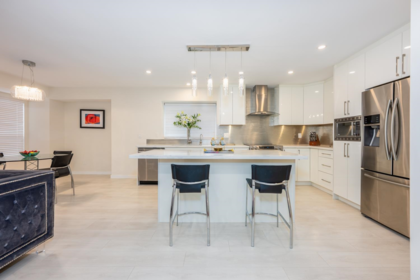 Breakfast Nook Photo of 15759 101 Avenue, Surrey, BC