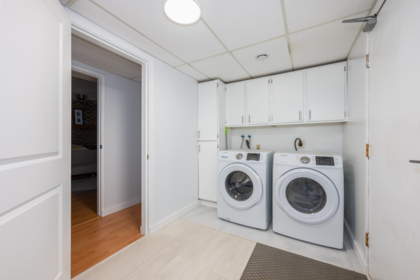 Office / Den Photo of 15759 101 Avenue, Surrey, BC