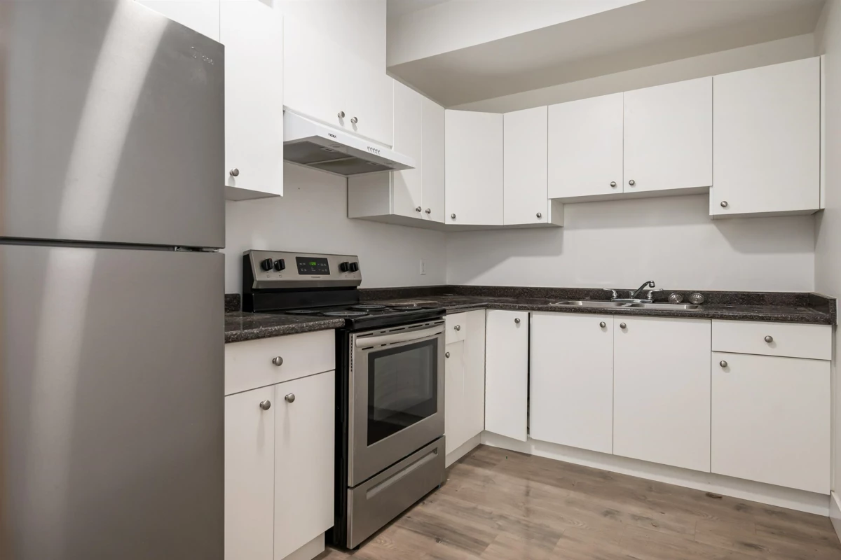 Hallway Photo of 2 21088 Lakeview Crescent, Hope, BC