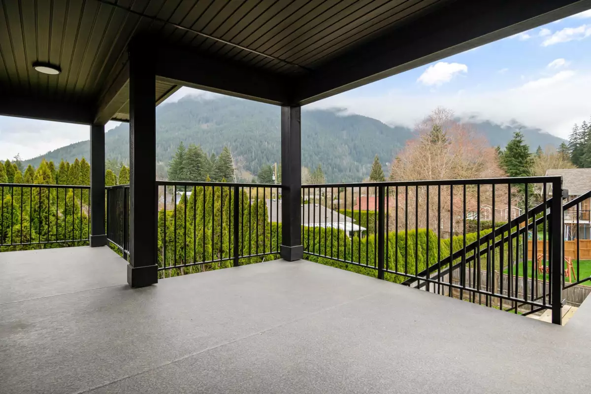 Loft / Bonus Room Photo of 2 21088 Lakeview Crescent, Hope, BC