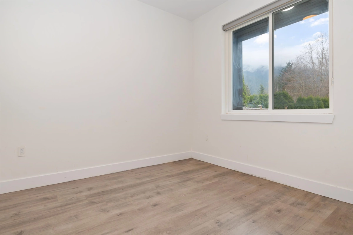 Outdoor Kitchen Photo of 2 21088 Lakeview Crescent, Hope, BC