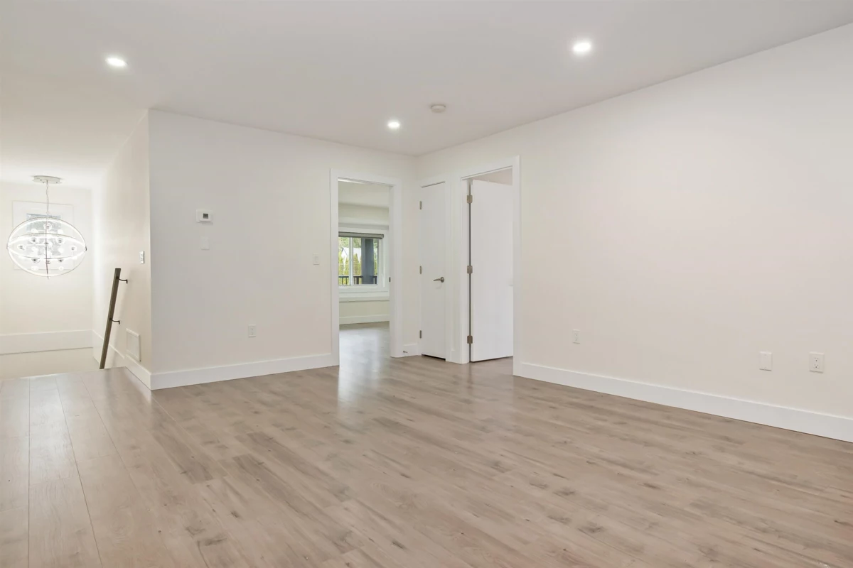 Walk-In Closet Photo of 2 21088 Lakeview Crescent, Hope, BC