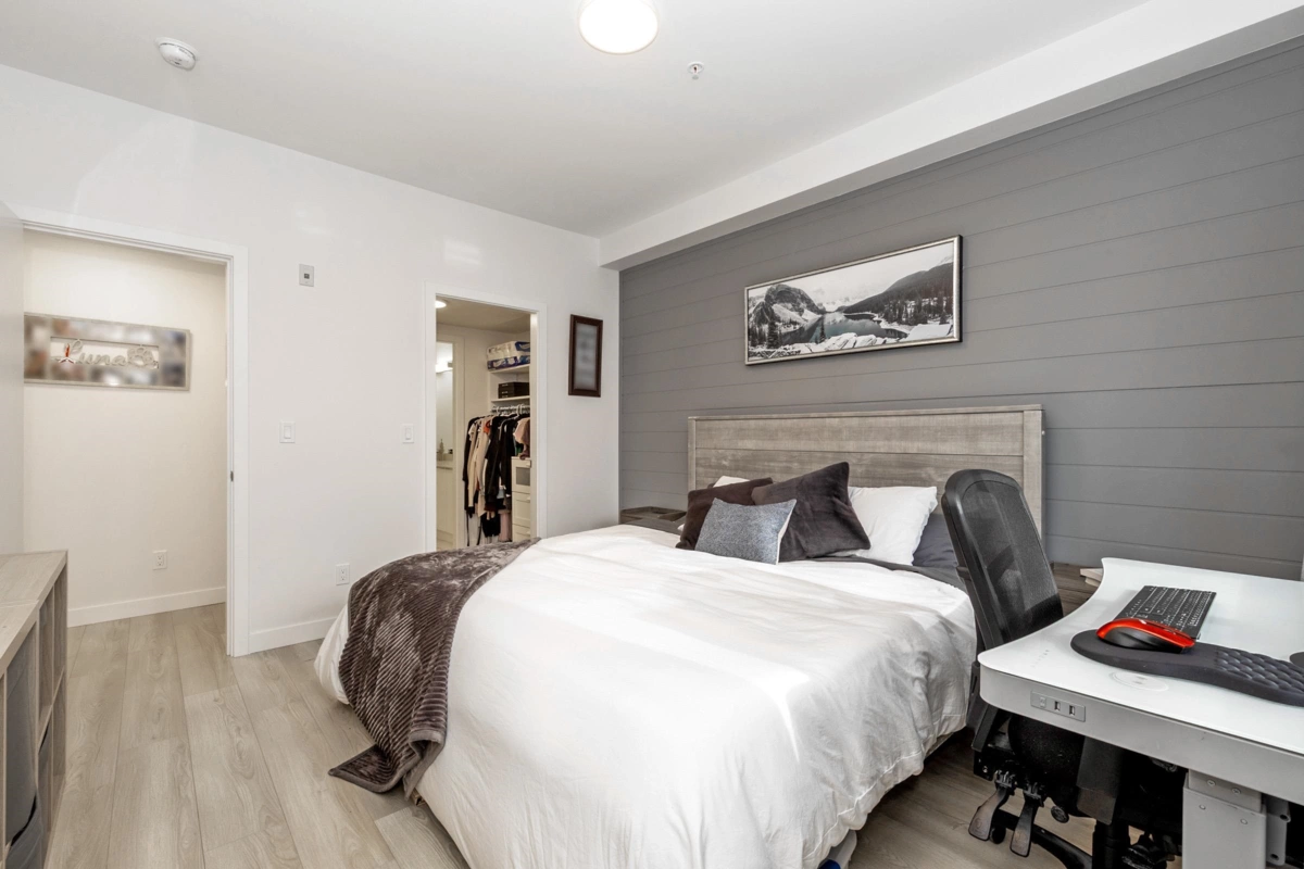 Walk-In Closet Photo of 406 11913 Burnett Street, Maple Ridge, BC