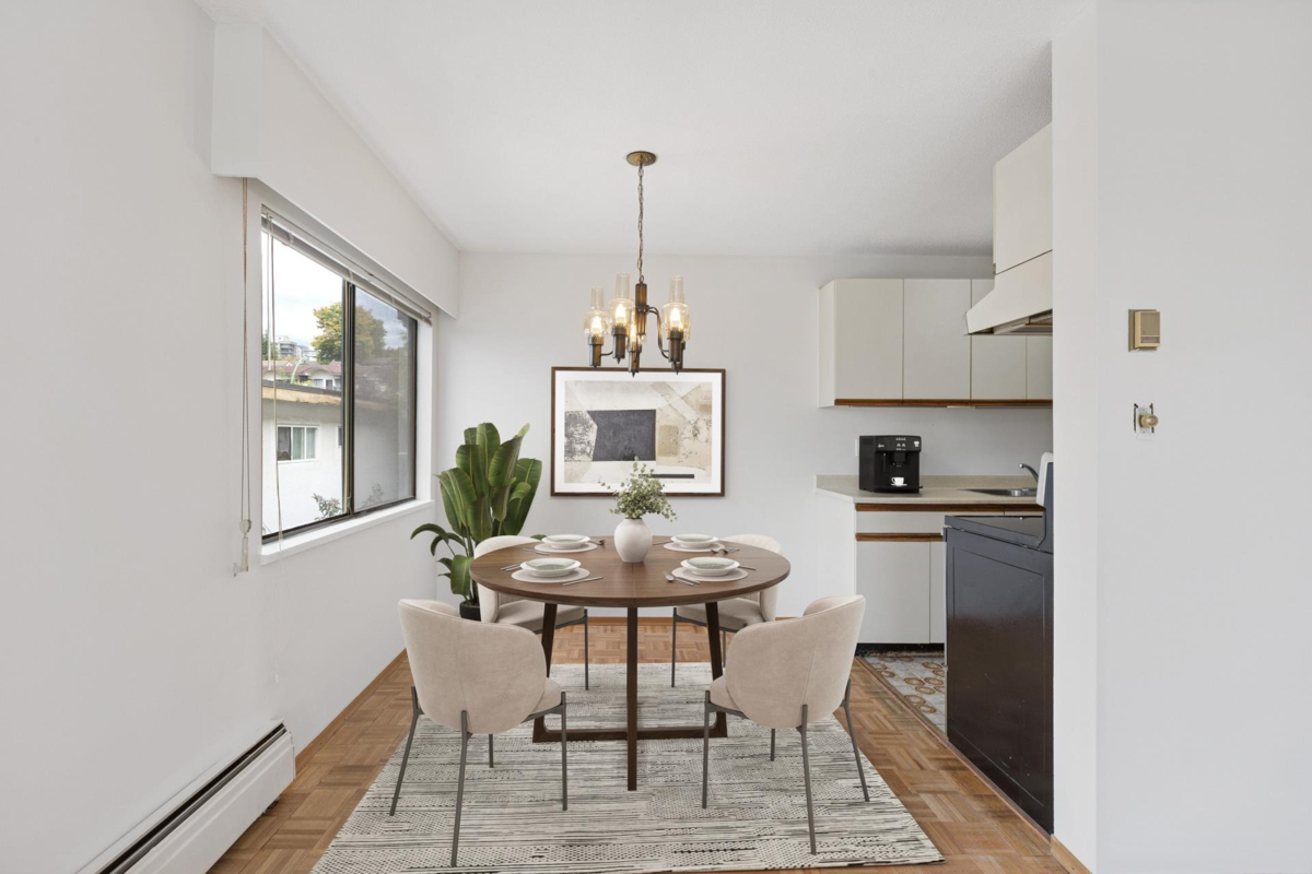 Dining Area Photo of 211 155 E 5th Street, North Vancouver, BC