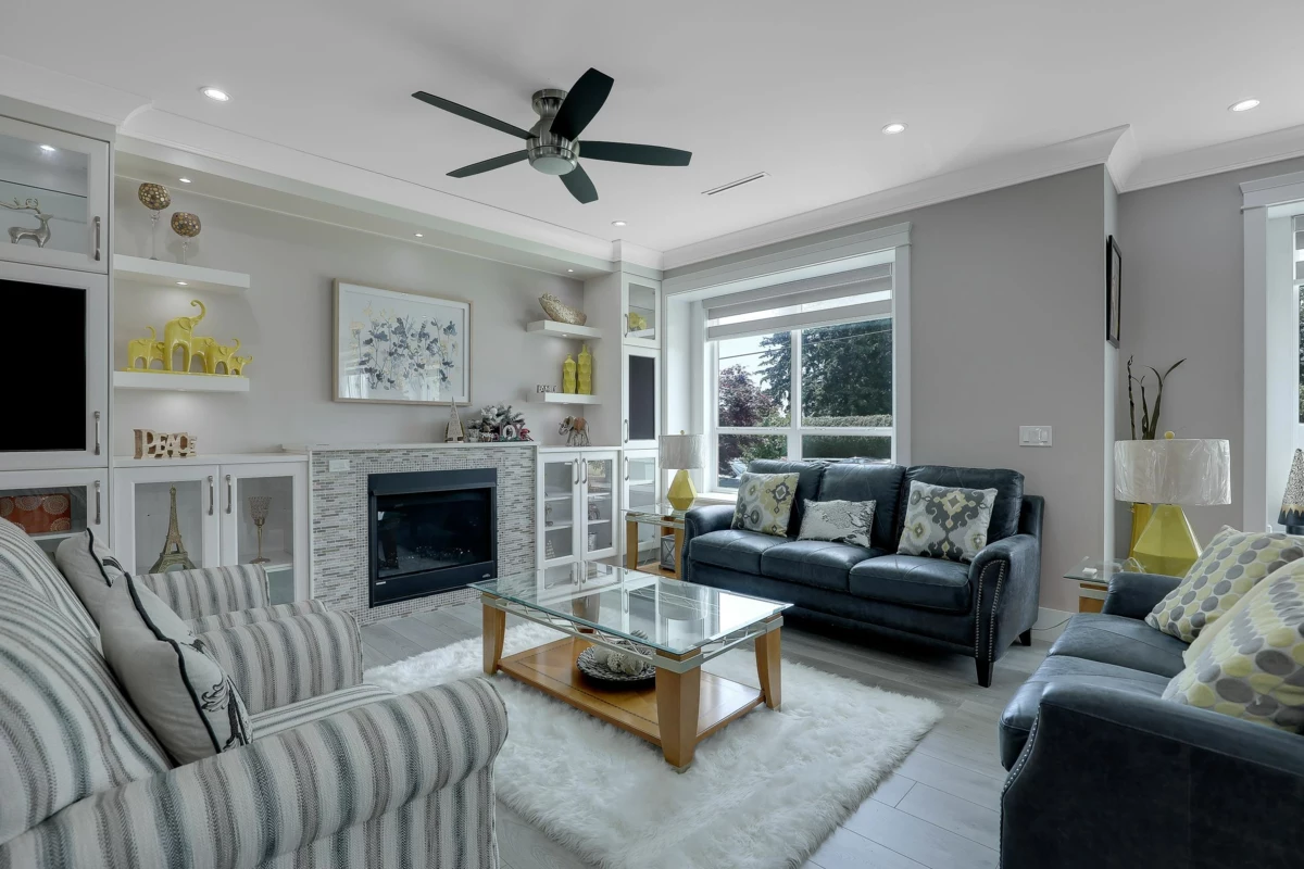 Kitchen Photo of 5438 188 Street, Surrey, BC