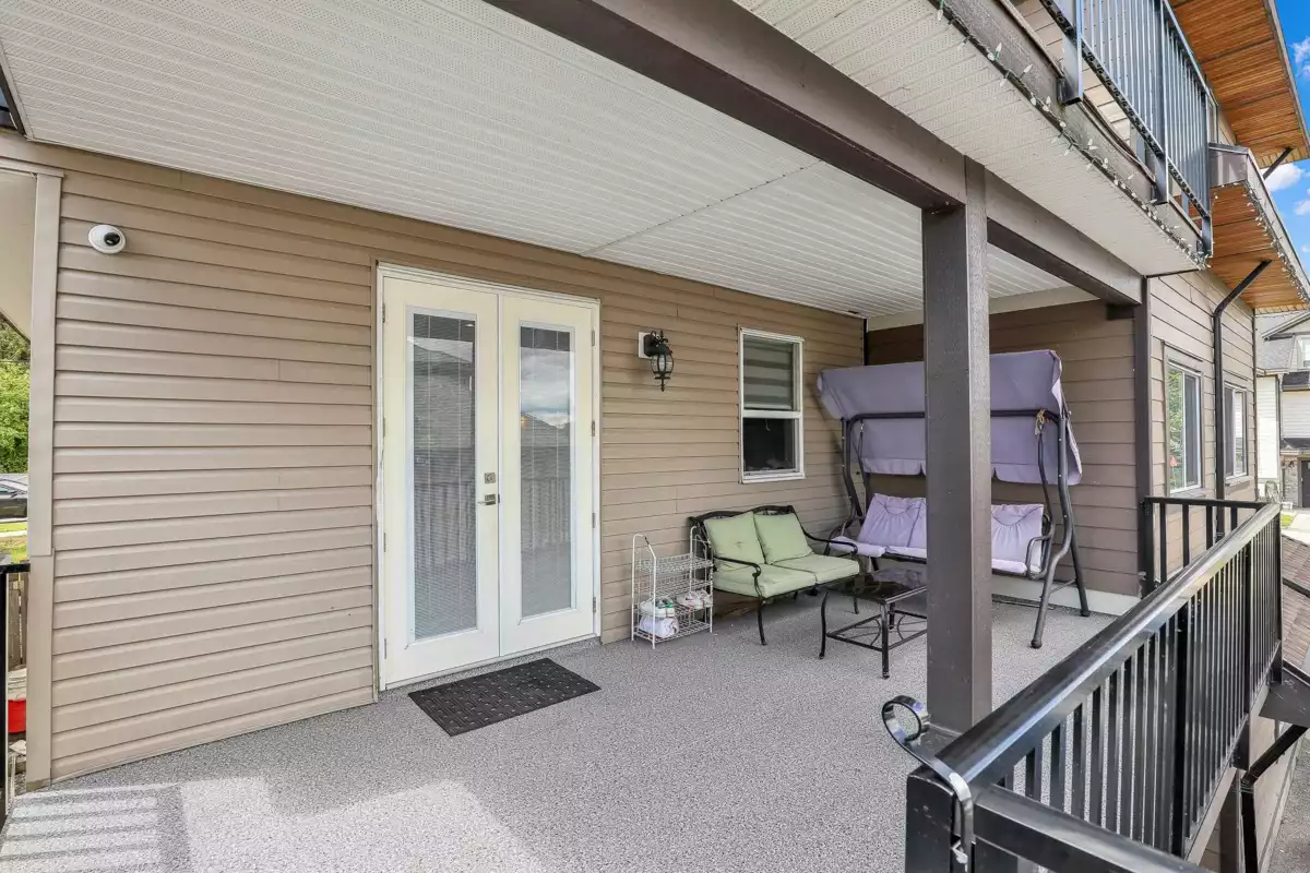 Mudroom Photo of 5438 188 Street, Surrey, BC