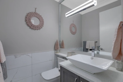 Powder Room Photo of 5438 188 Street, Surrey, BC