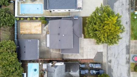 Aerial View of 2451 Grosvenor Place, Abbotsford, BC