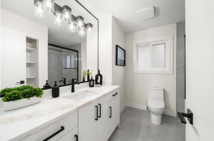 Laundry Room Photo of 2451 Grosvenor Place, Abbotsford, BC