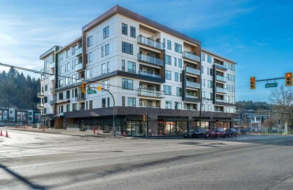Walk-In Closet Photo of 414 111 Buller Street, Port Moody, BC