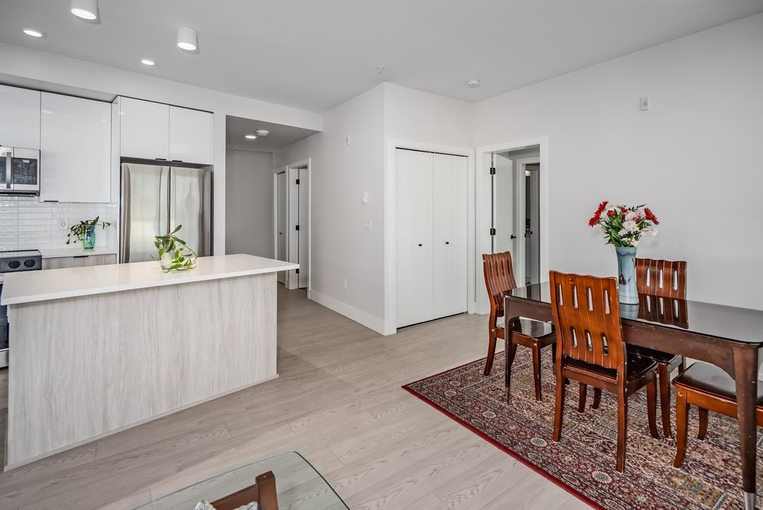 Breakfast Nook Photo of 413 11655 Fraser Street, Maple Ridge, BC