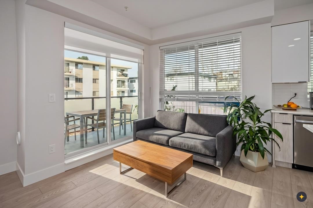 Dining Area Photo of 413 11655 Fraser Street, Maple Ridge, BC