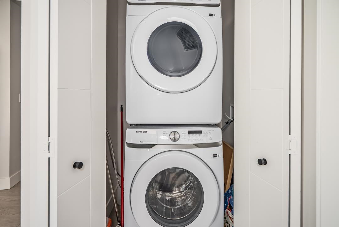 Hallway Photo of 413 11655 Fraser Street, Maple Ridge, BC