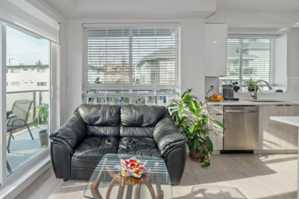 Kitchen Photo of 413 11655 Fraser Street, Maple Ridge, BC