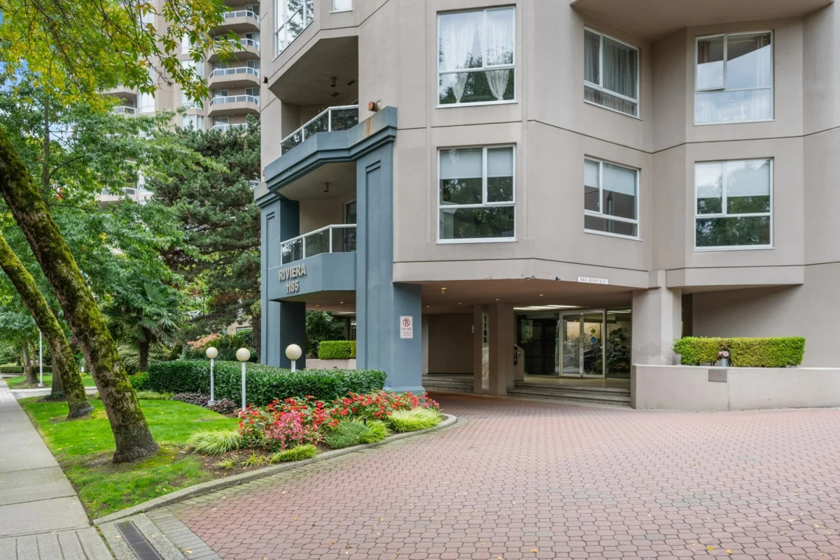 Mudroom Photo of 905 1185 Quayside Drive, New Westminster, BC