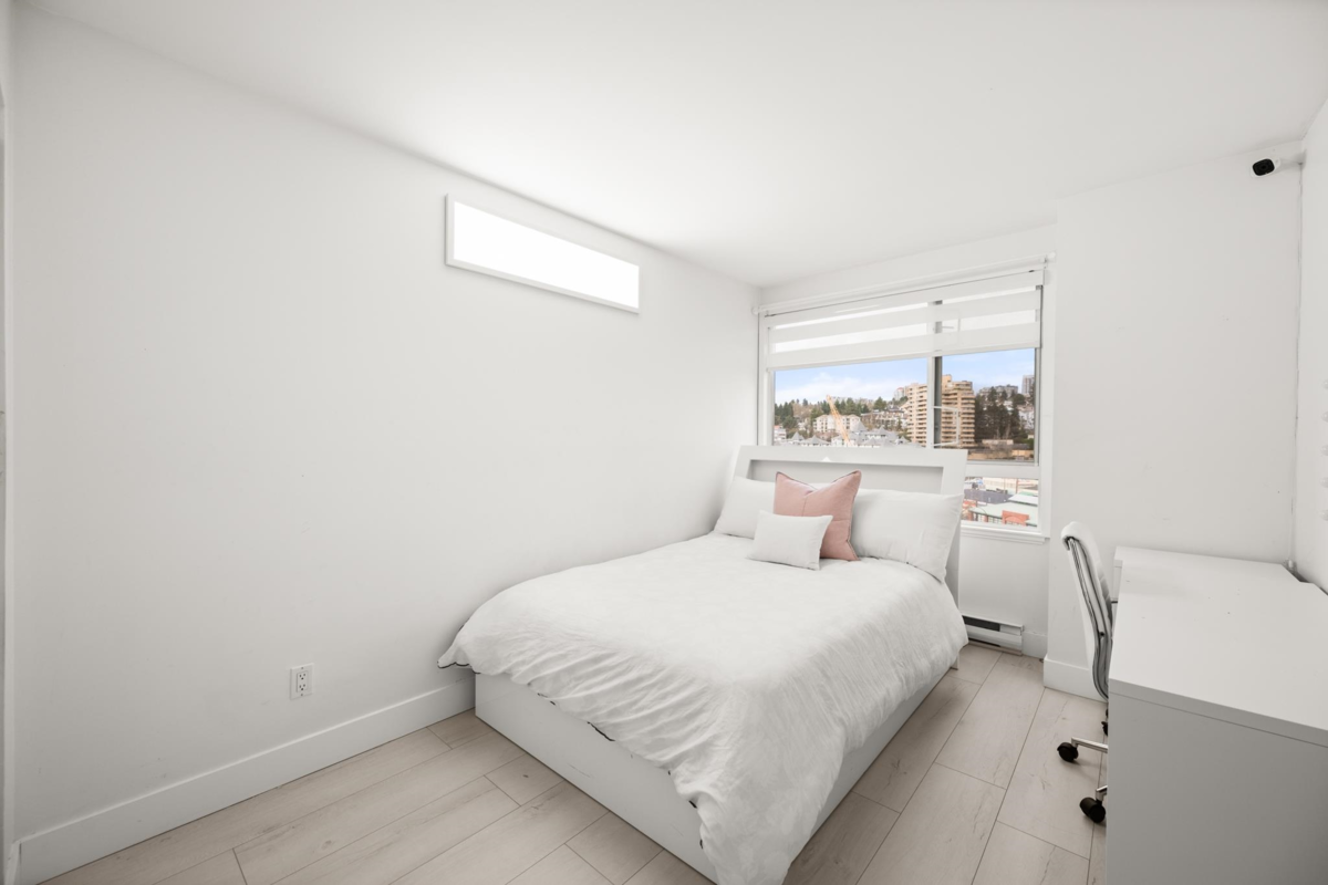 Powder Room Photo of 905 1185 Quayside Drive, New Westminster, BC