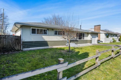 9719 Hazel Street, Chilliwack, BC, Chilliwack — Single Family Residence for sale