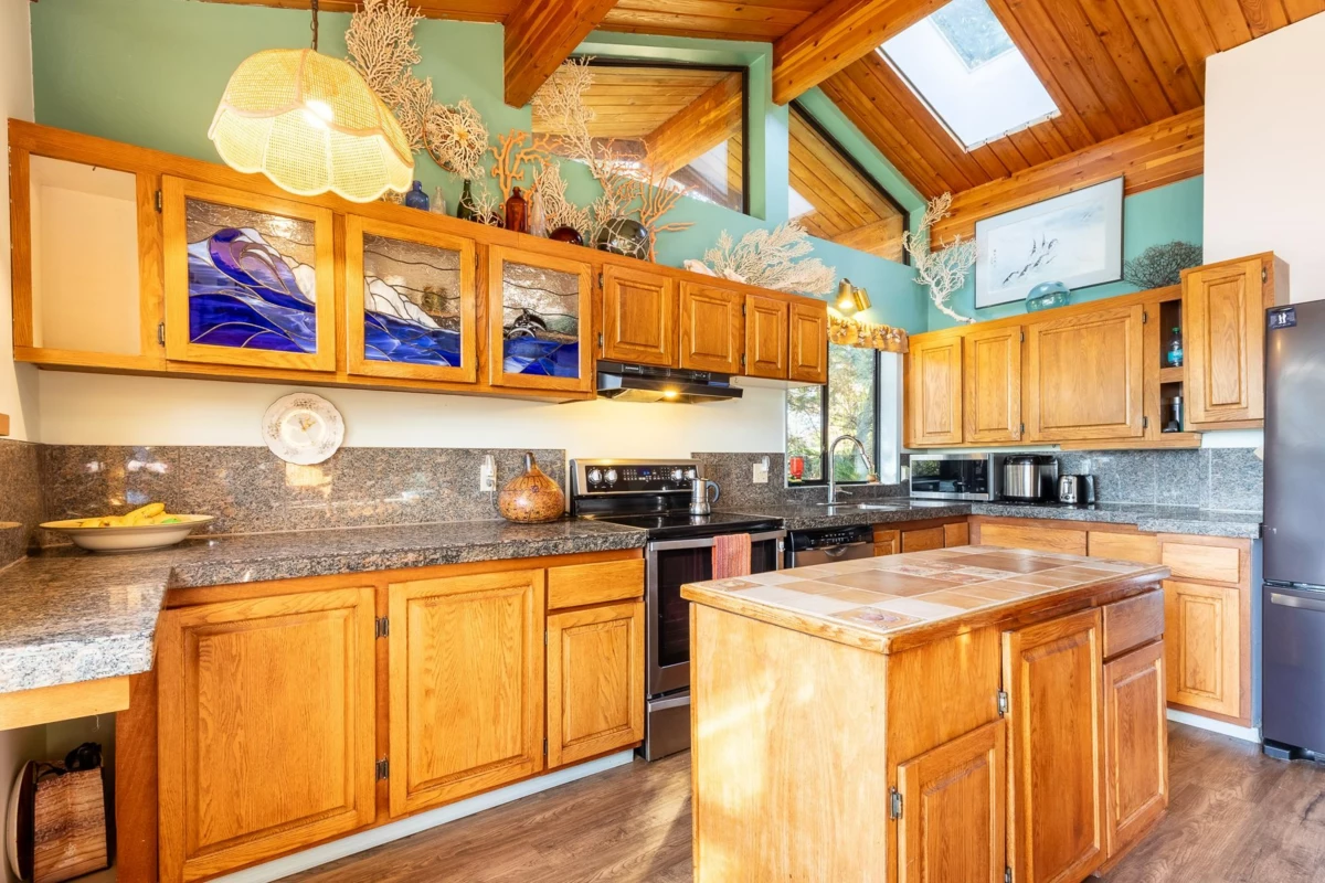 Kitchen Island Photo of 4732 Webb Road, Madeira Park, BC