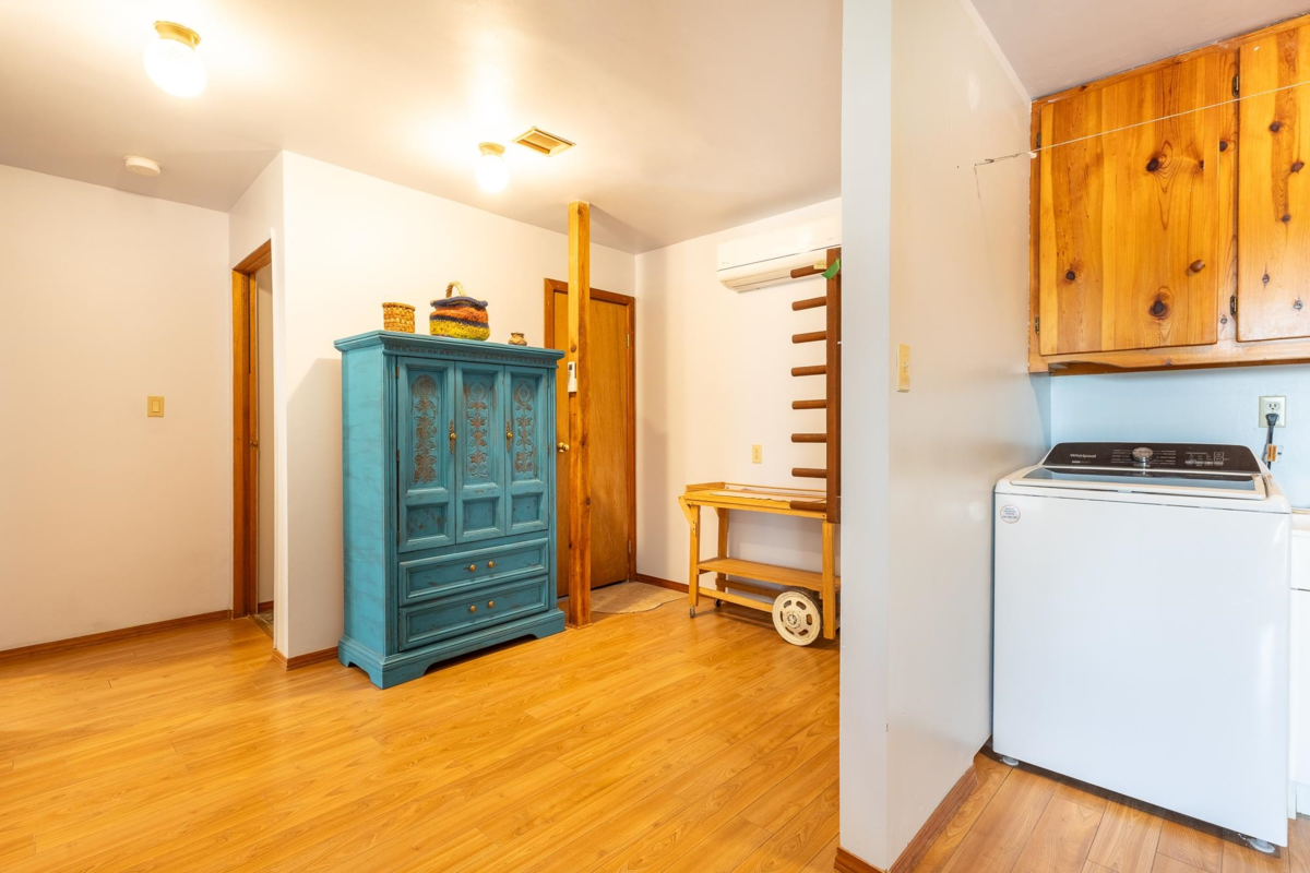 Office / Den Photo of 4732 Webb Road, Madeira Park, BC