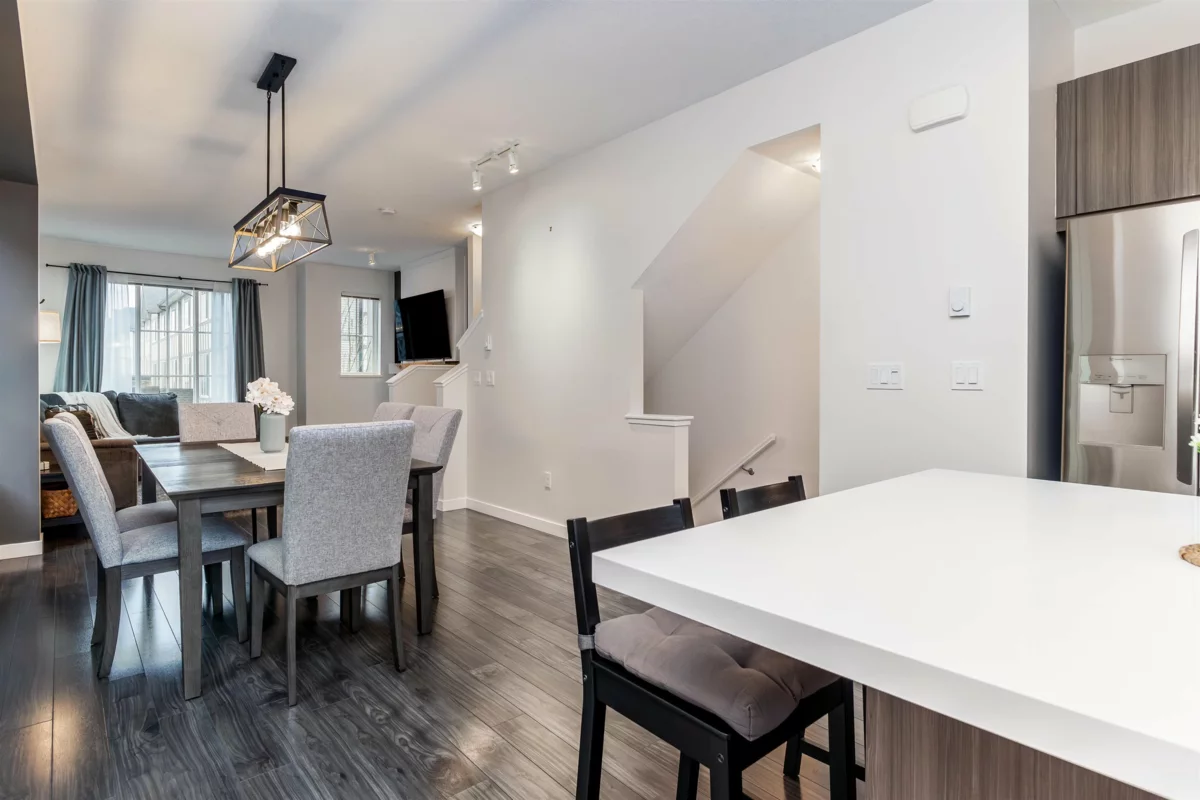 Breakfast Nook Photo of 93 30989 Westridge Place, Abbotsford, BC