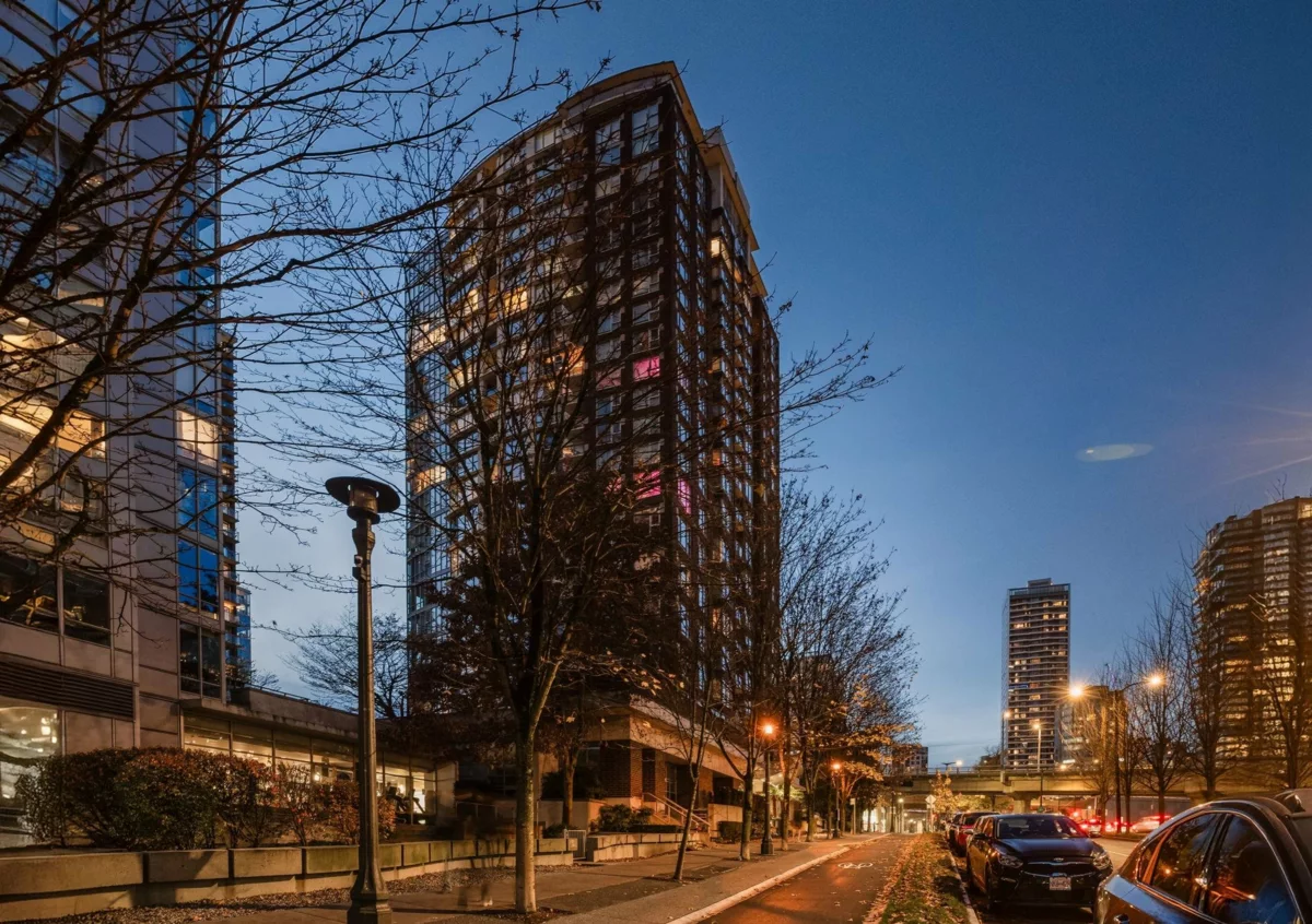 Backyard Photo of 1705 550 Pacific Street, Vancouver, BC