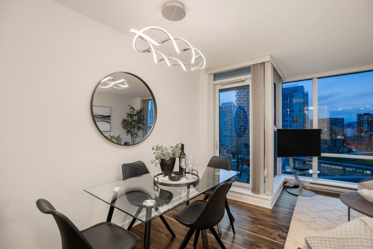 Breakfast Nook Photo of 1705 550 Pacific Street, Vancouver, BC