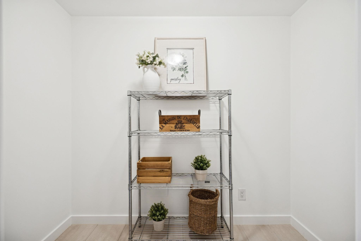 Hallway Photo of 1705 550 Pacific Street, Vancouver, BC