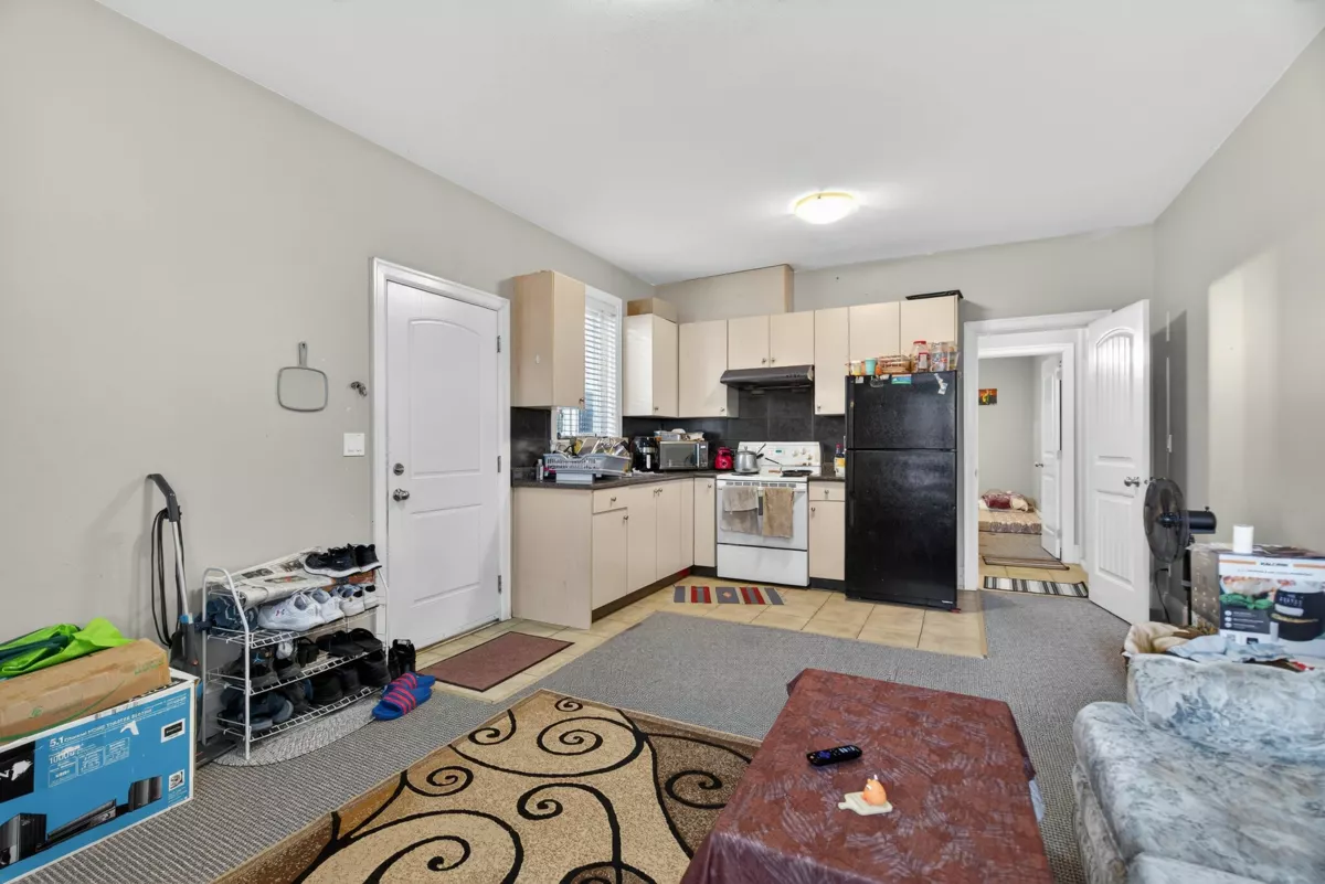 Basement Recreation Room Photo of 14039 91 Avenue, Surrey, BC