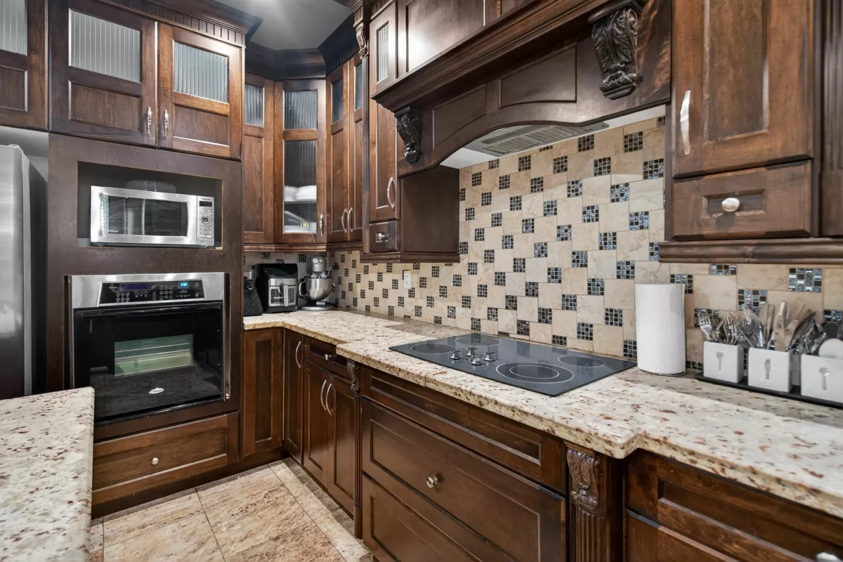 Guest Bathroom Photo of 14039 91 Avenue, Surrey, BC