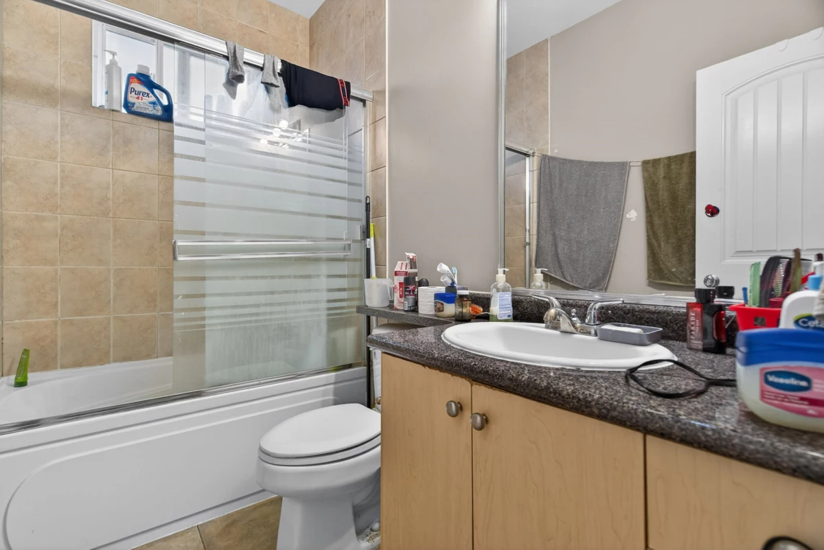 Mudroom Photo of 14039 91 Avenue, Surrey, BC