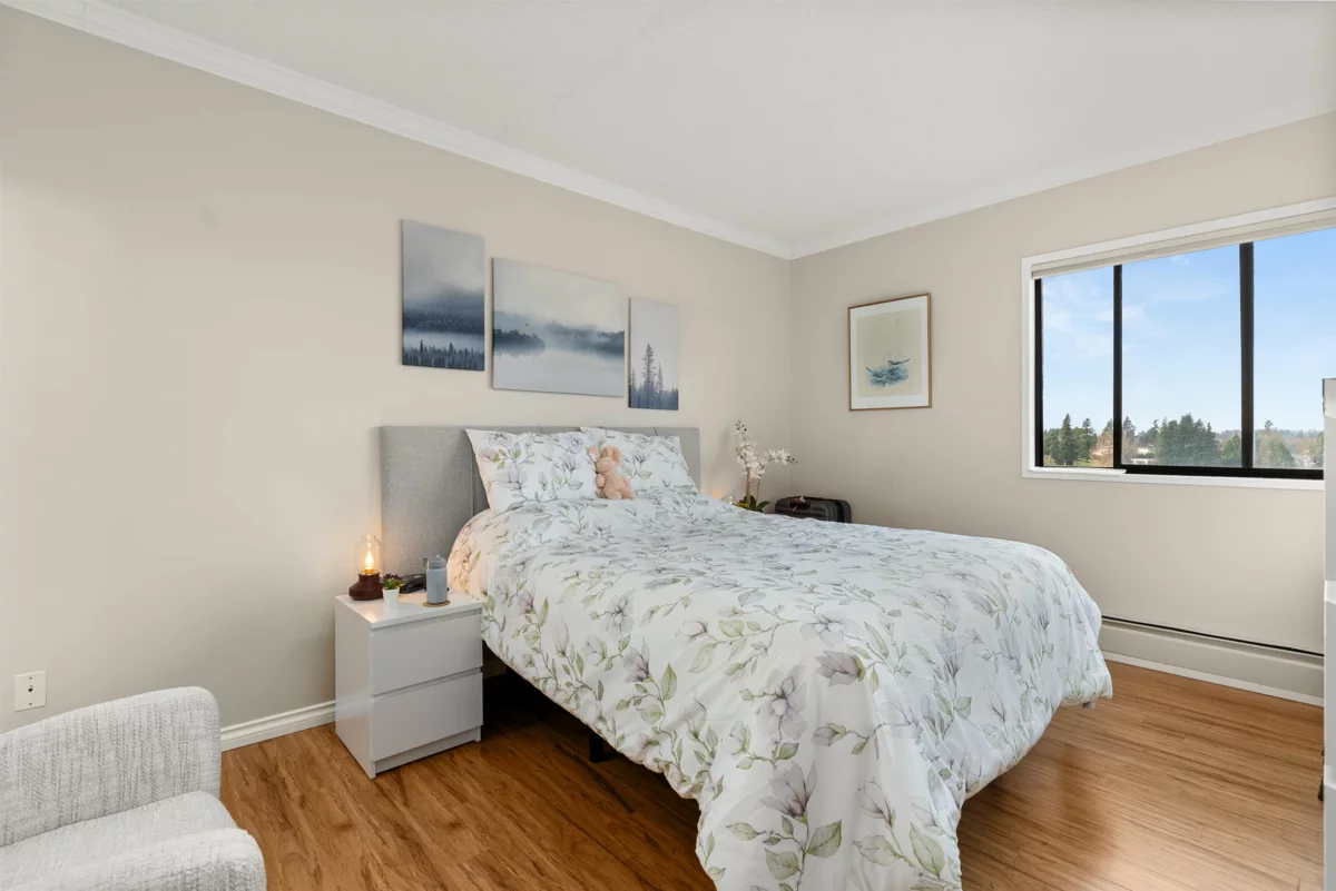 Bedroom 3 Photo of 914 31955 Old Yale Road, Abbotsford, BC